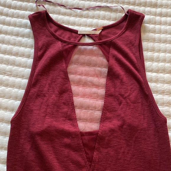 Free People Tank ❤️ - Picture 4 of 6